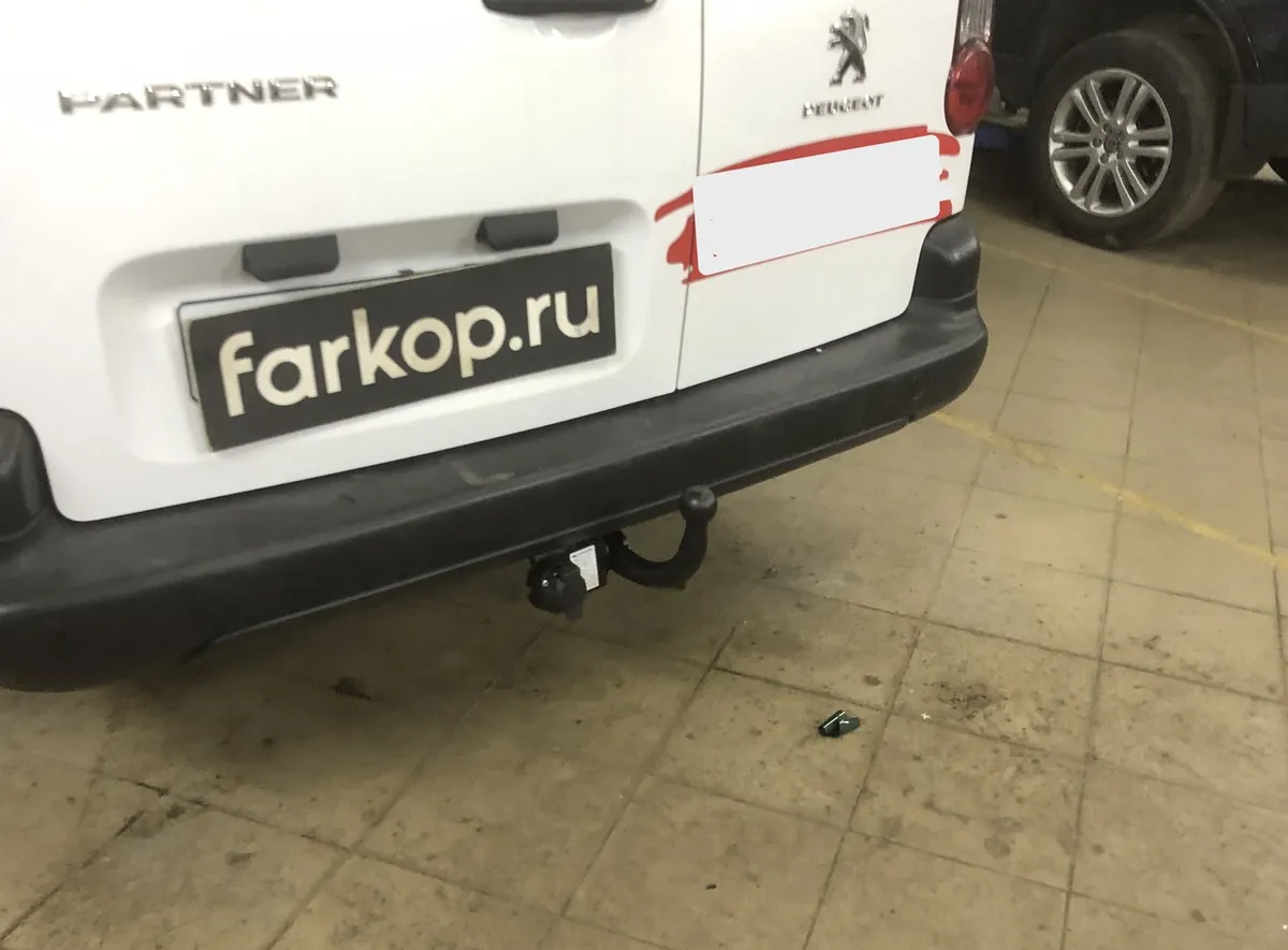 Фаркоп Steinhof для Peugeot Partner 2008-, (L2) C-015 в Набережные Челны