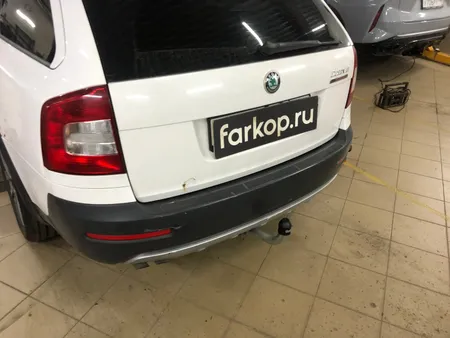 Фаркоп Galia для Skoda Octavia (лифтбек, универсал, вкл. Scout) 2005-2013 S086A в Набережные Челны