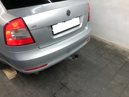 Фаркоп Galia для Skoda Octavia (лифтбек, универсал, вкл. Scout) 2005-2013 S086C в Набережные Челны